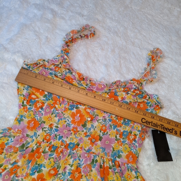 Nwt Fifty street multi color floral print sleeveless top - Picture 9 of 11